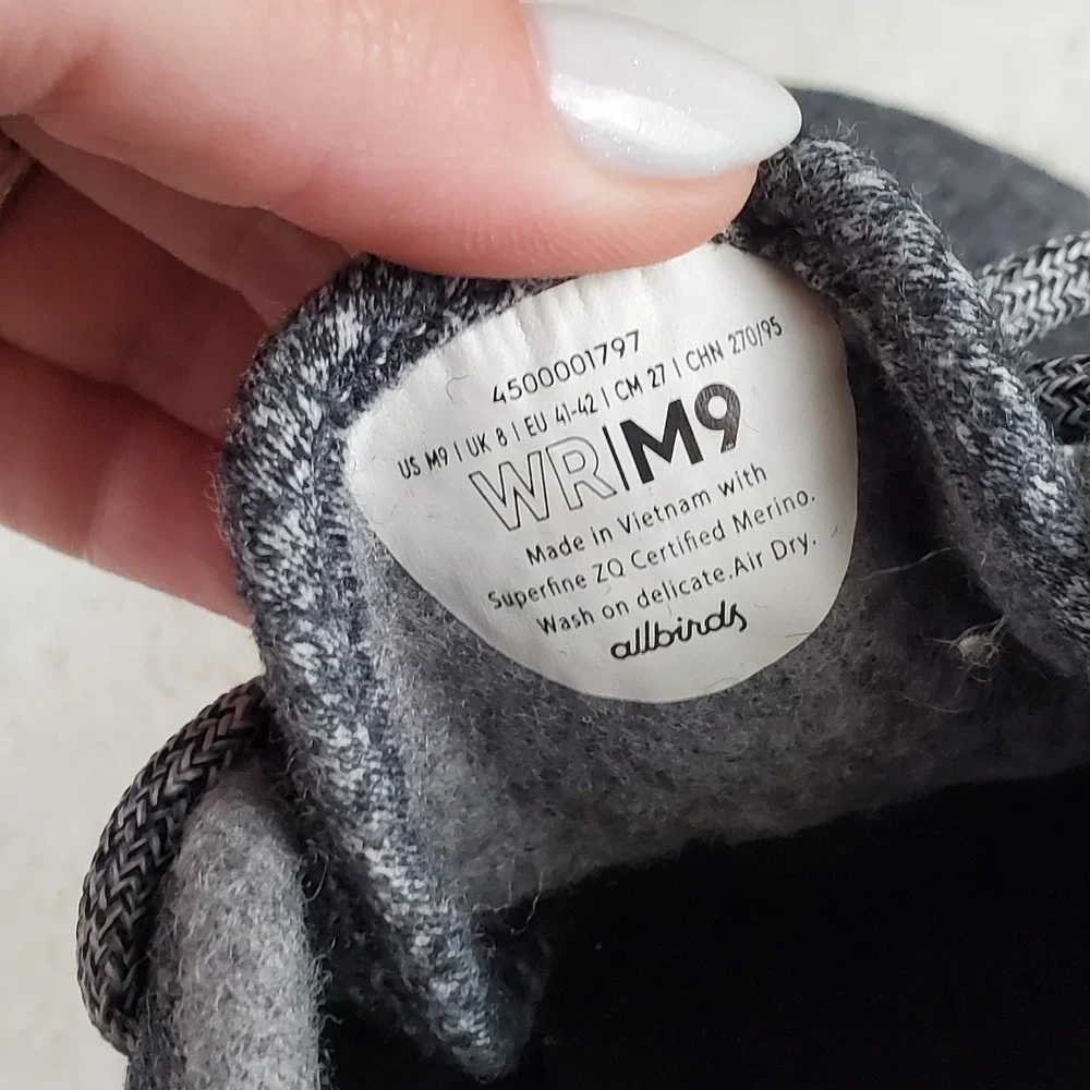 Allbirds Wool Runner Mens Shoes Sz 9 M Natural Gray Merino Wool Lace Up Sneaker